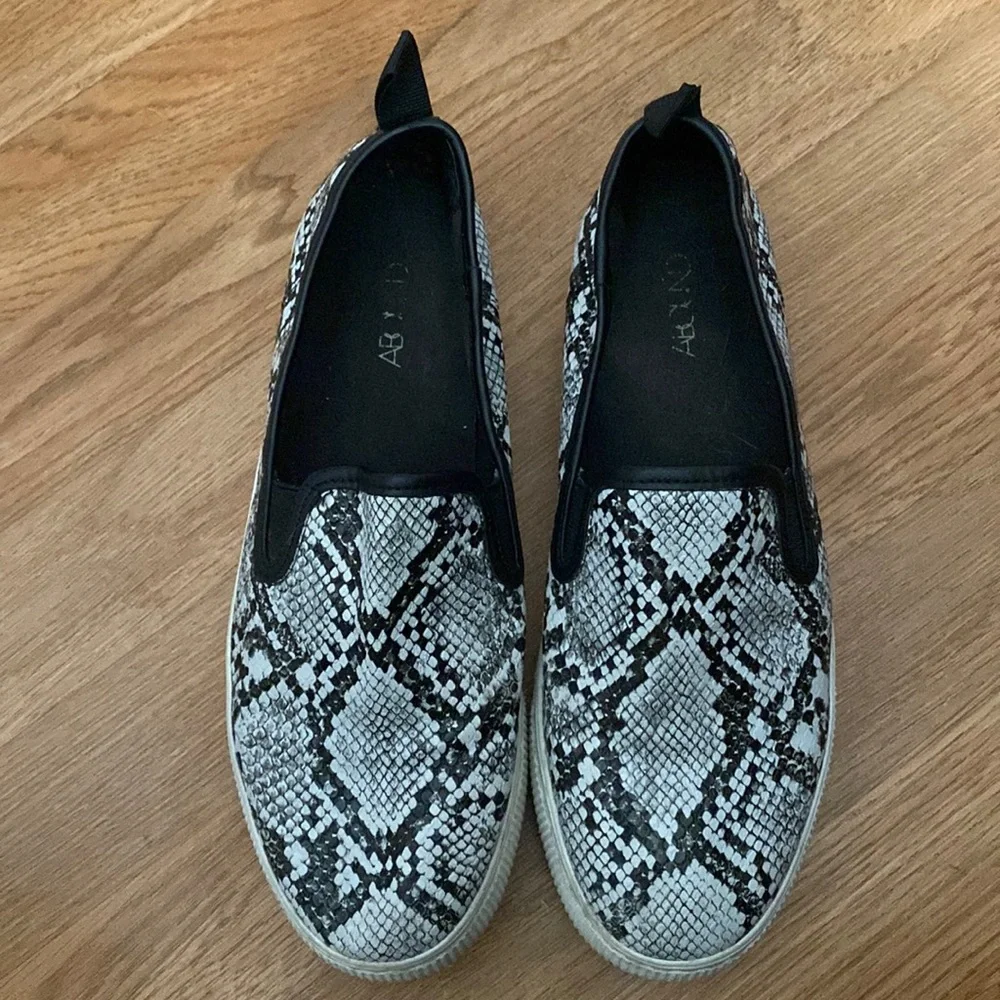 Abound Norah-Pu Slip-ons